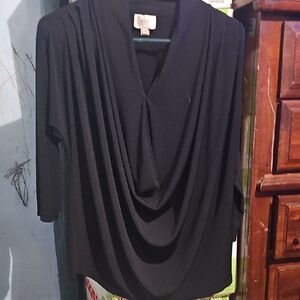 !! Ladies M 3/4 Sleeve Blouse